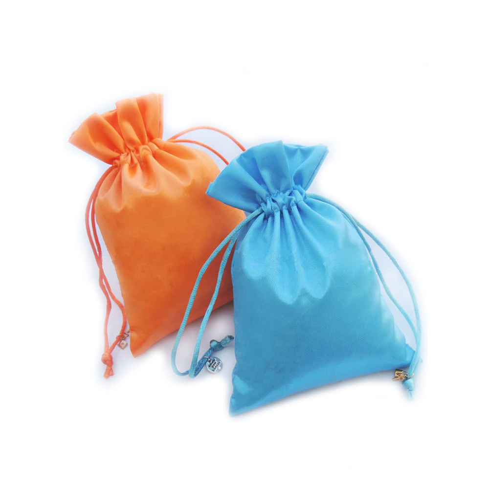 sac cadeau en satin satin gift bag